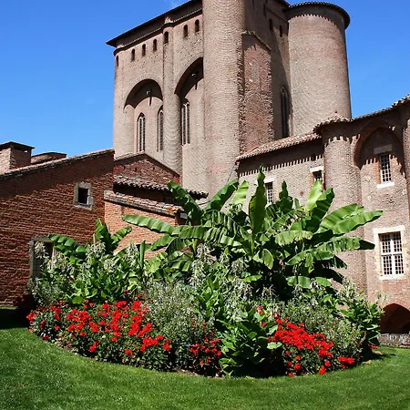 Campanile Centre
