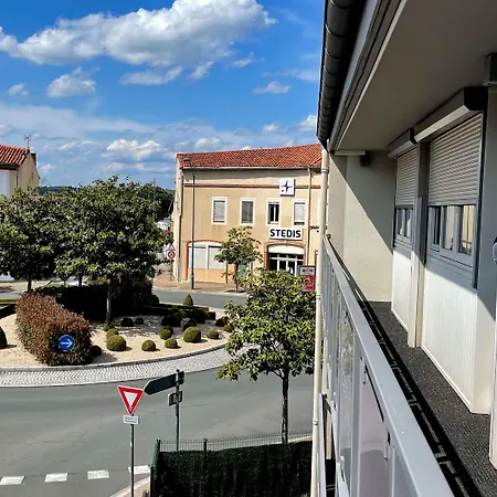 Campanile Centre מלון