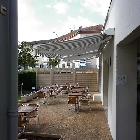 Campanile Centre Hotel 3*