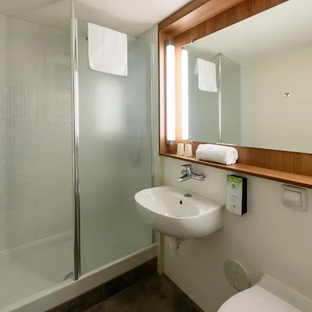 Campanile Centre Hotel