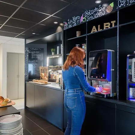 Campanile Centre Szálloda 3*