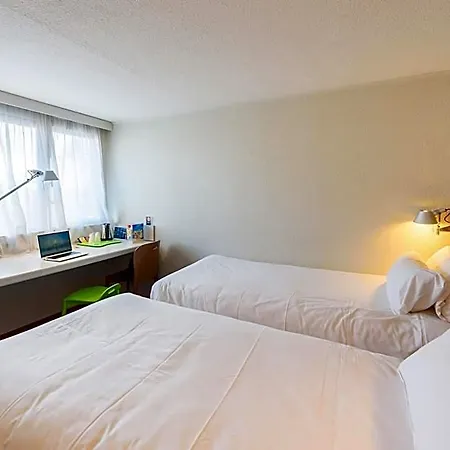Campanile Centre Otel 3*